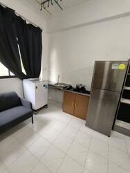 Sims Avenue (D14), Apartment #561771111